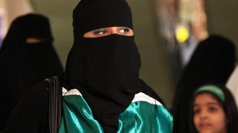 تجنيس زوج مواطنة كل ما يجب معرفته للحصول على الجنسية بسهولة وأمان - مُنجز لتصاريح الزواج و التجنيس